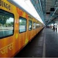 रेलवे के नये नियमों में बदलावों स्टेशनों पर टिकट बुकिंग खिड़की रहेगी बंद